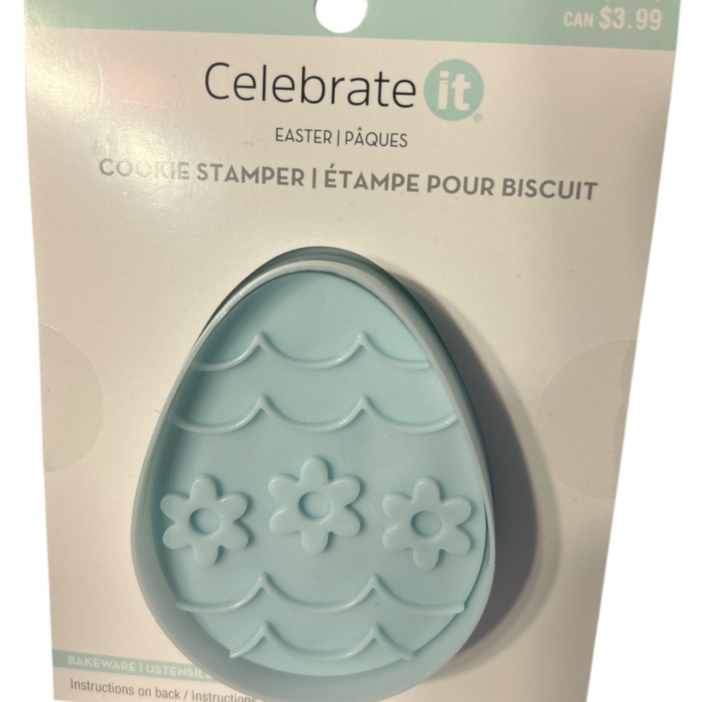 Celebrate It Pastel Blue Egg Cookie Stamp